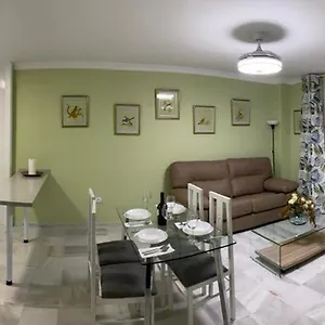  Apartment Centrico “los Pajaritos” Con Garaje.